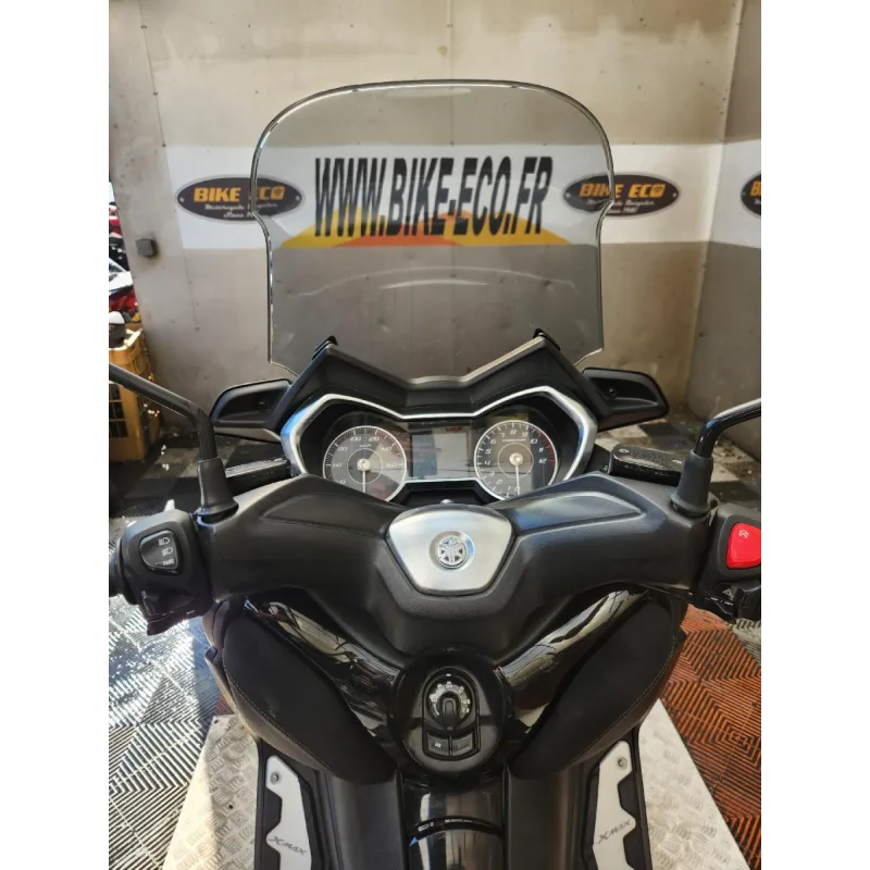 YAMAHA X MAX 125