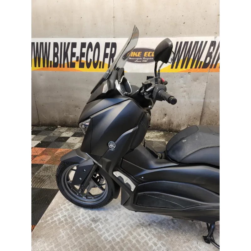 YAMAHA X MAX 125