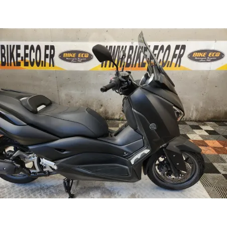 YAMAHA X MAX 125