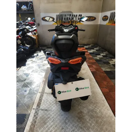YAMAHA X MAX 125