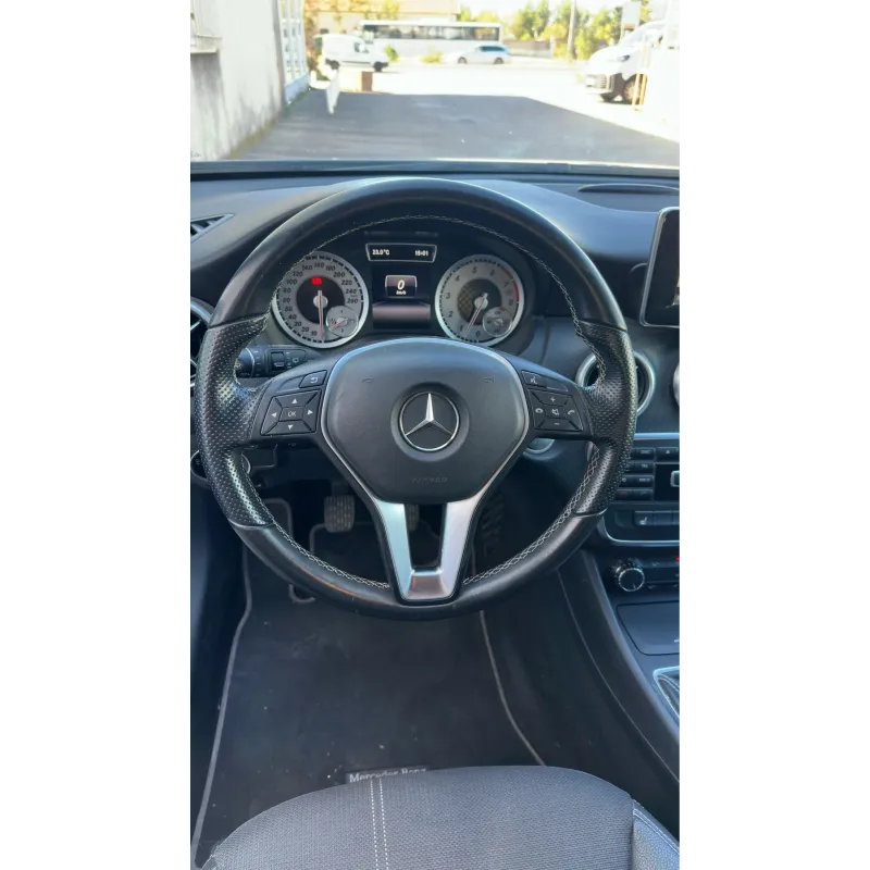 MERCEDES CLASSE A 176 PHASE 1