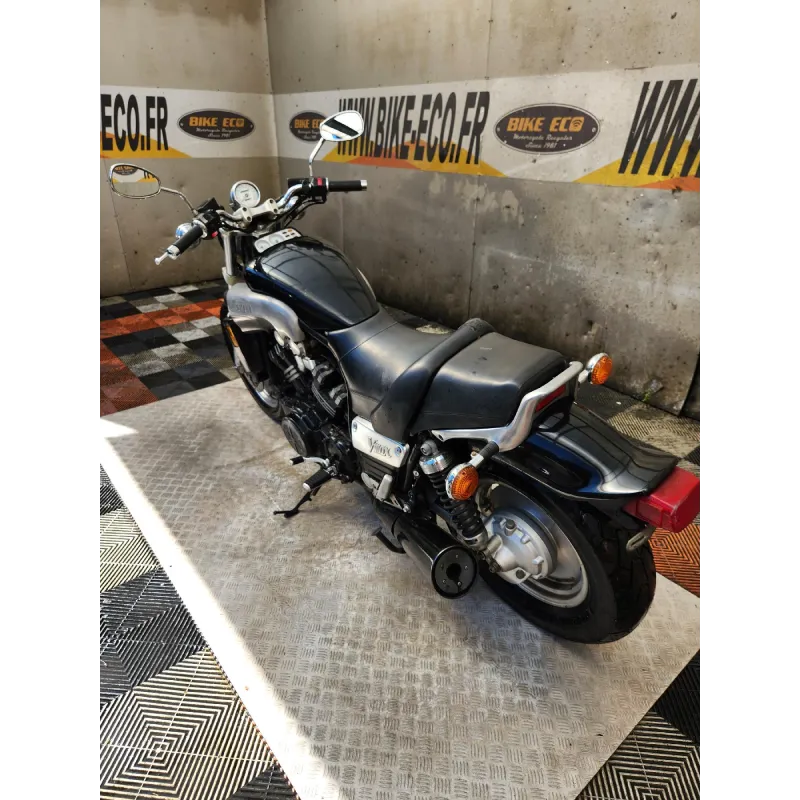 YAMAHA V-MAX 1200