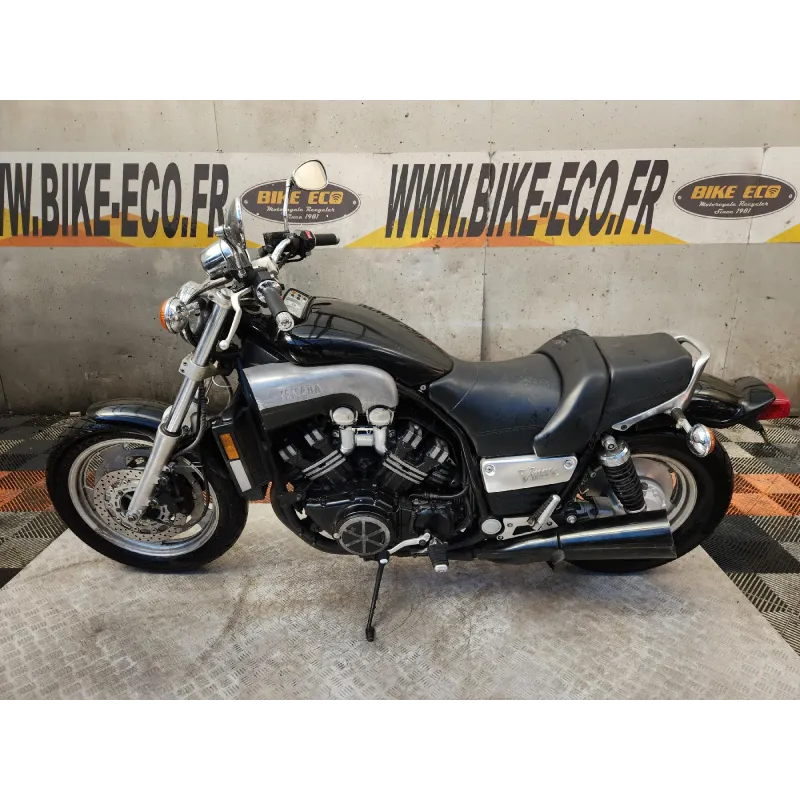 YAMAHA V-MAX 1200