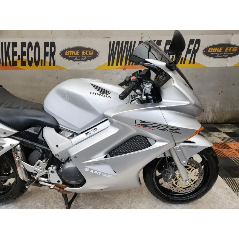 HONDA VFR 800 VTEC