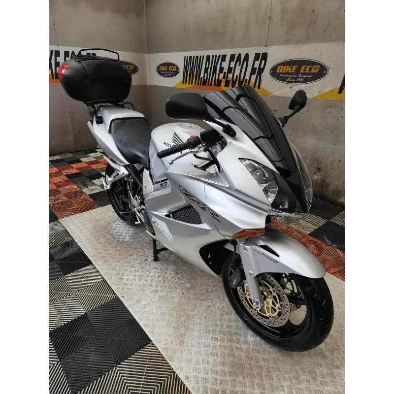 HONDA VFR 800 VTEC