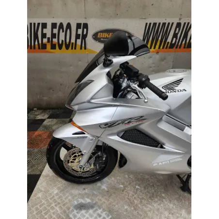 HONDA VFR 800 VTEC