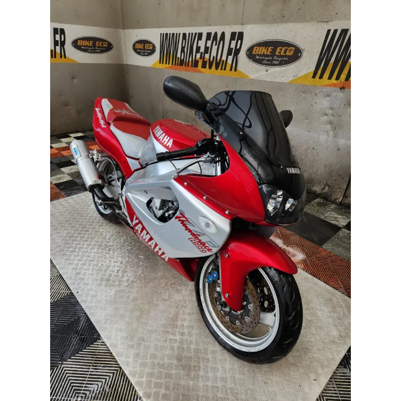 YAMAHA YZF 1000 THUNDERACE