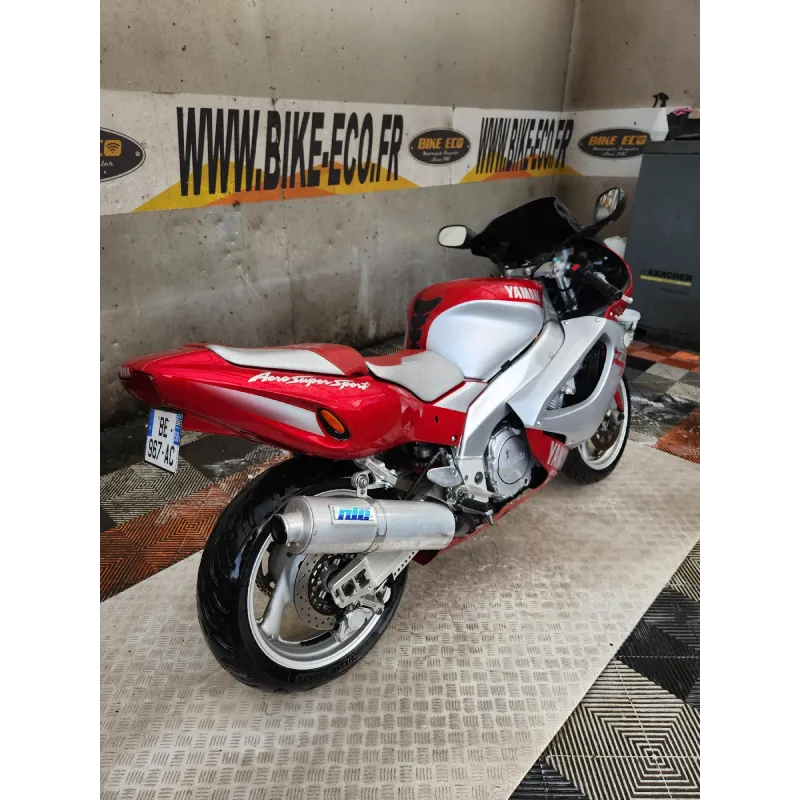 YAMAHA YZF 1000 THUNDERACE