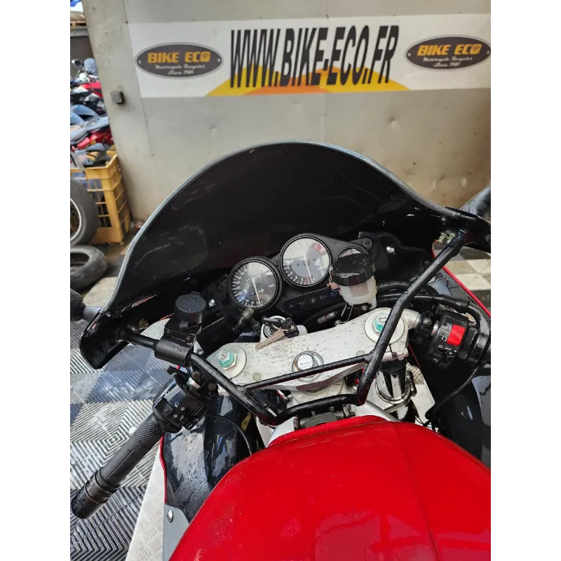 YAMAHA YZF 1000 THUNDERACE