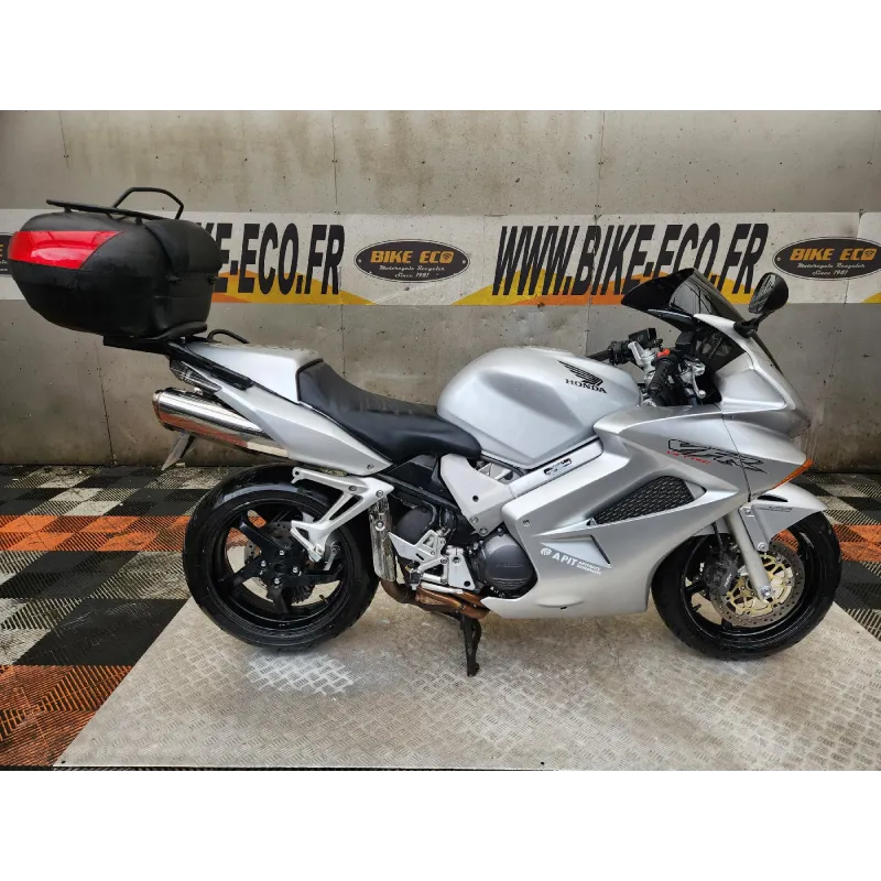 HONDA VFR 800 VTEC
