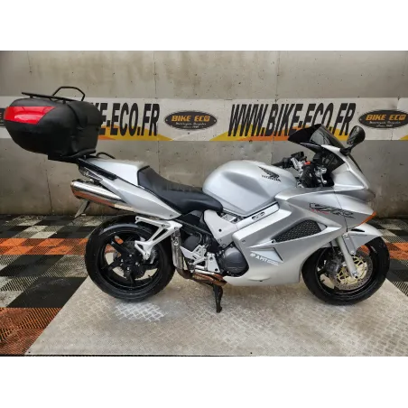 HONDA VFR 800 VTEC