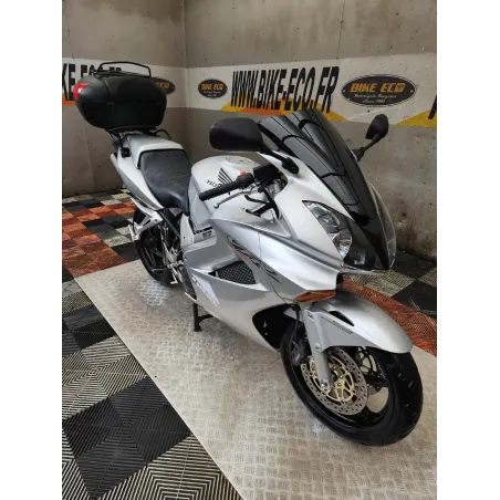 HONDA VFR 800 VTEC