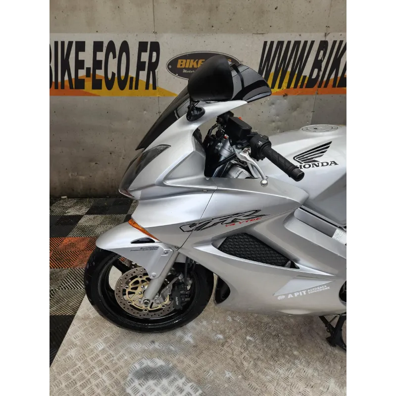 HONDA VFR 800 VTEC