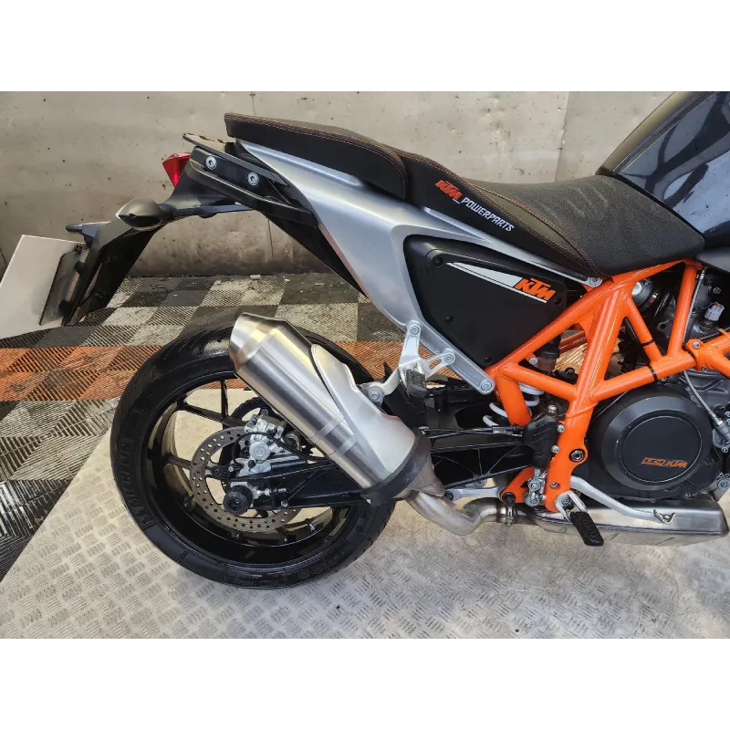 KTM 690 DUKE