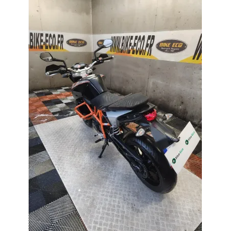 KTM 690 DUKE