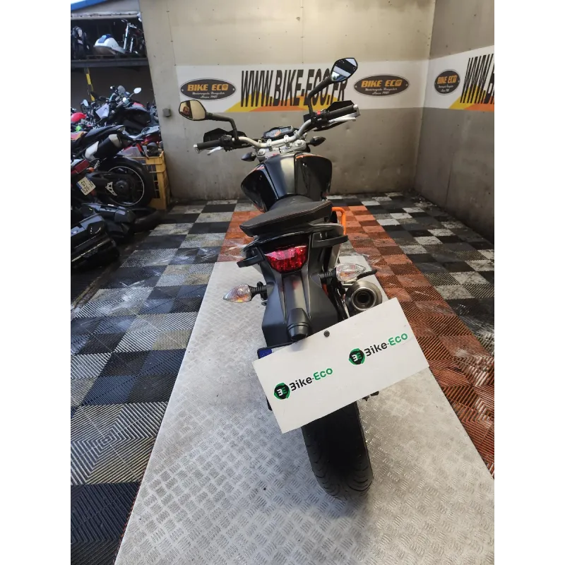 KTM 690 DUKE