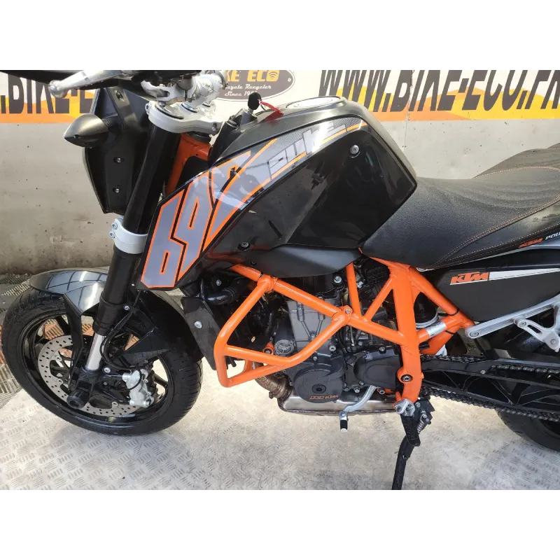 KTM 690 DUKE