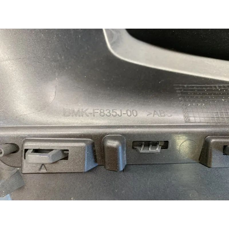 cache carenage face avant gauche YAMAHA YPR 125 2023-2025 XMAX