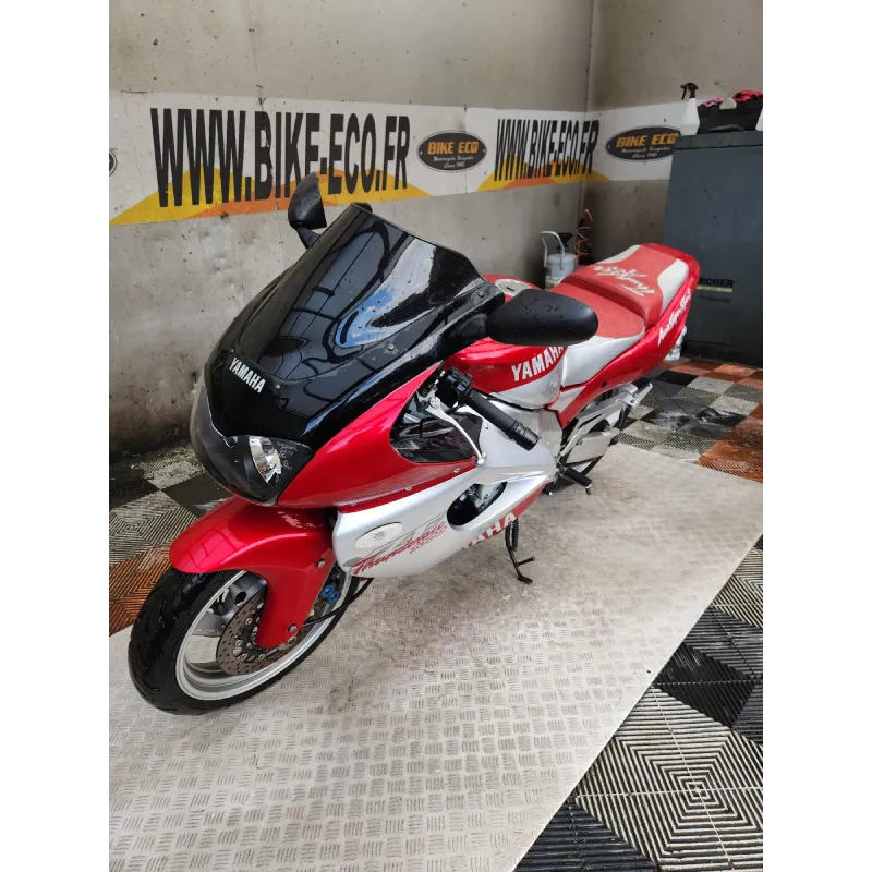 YAMAHA YZF 1000 THUNDERACE