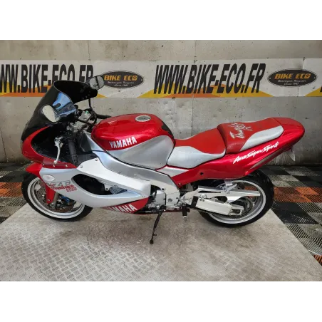 YAMAHA YZF 1000 THUNDERACE