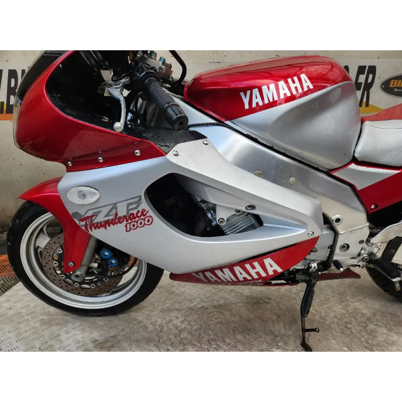 YAMAHA YZF 1000 THUNDERACE