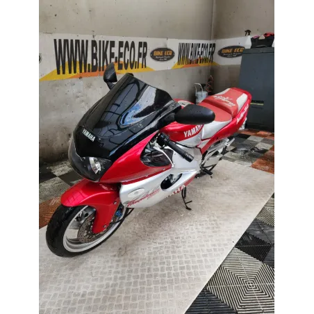 YAMAHA YZF 1000 THUNDERACE