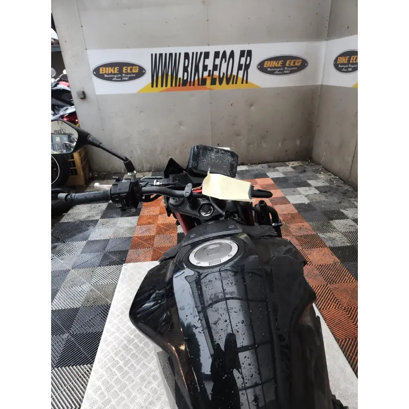 HONDA CB 750 HORNET