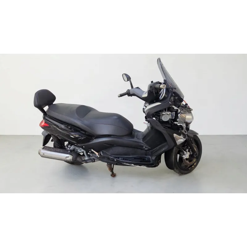 YAMAHA X MAX 125