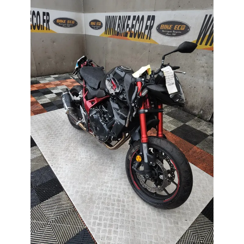 HONDA CB 750 HORNET