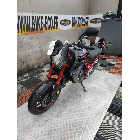 HONDA CB 750 HORNET