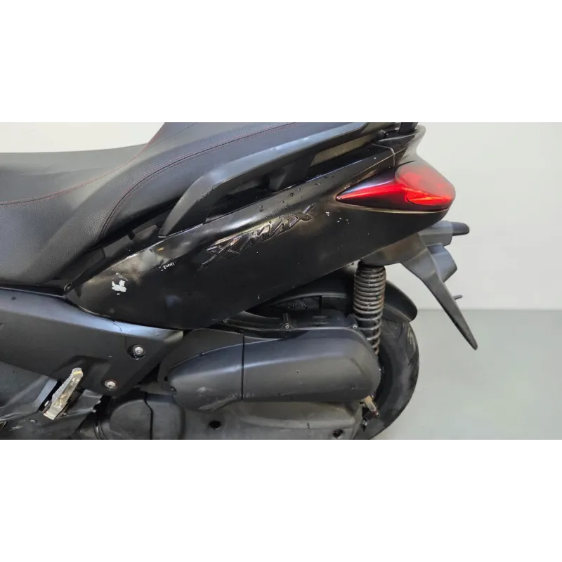 YAMAHA X MAX 125