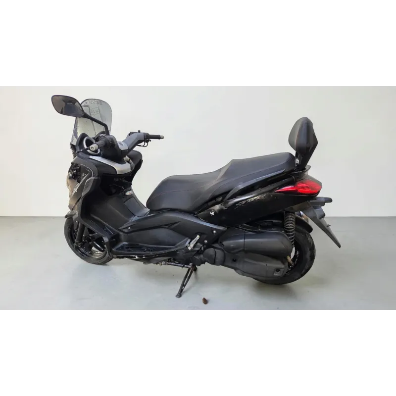 YAMAHA X MAX 125