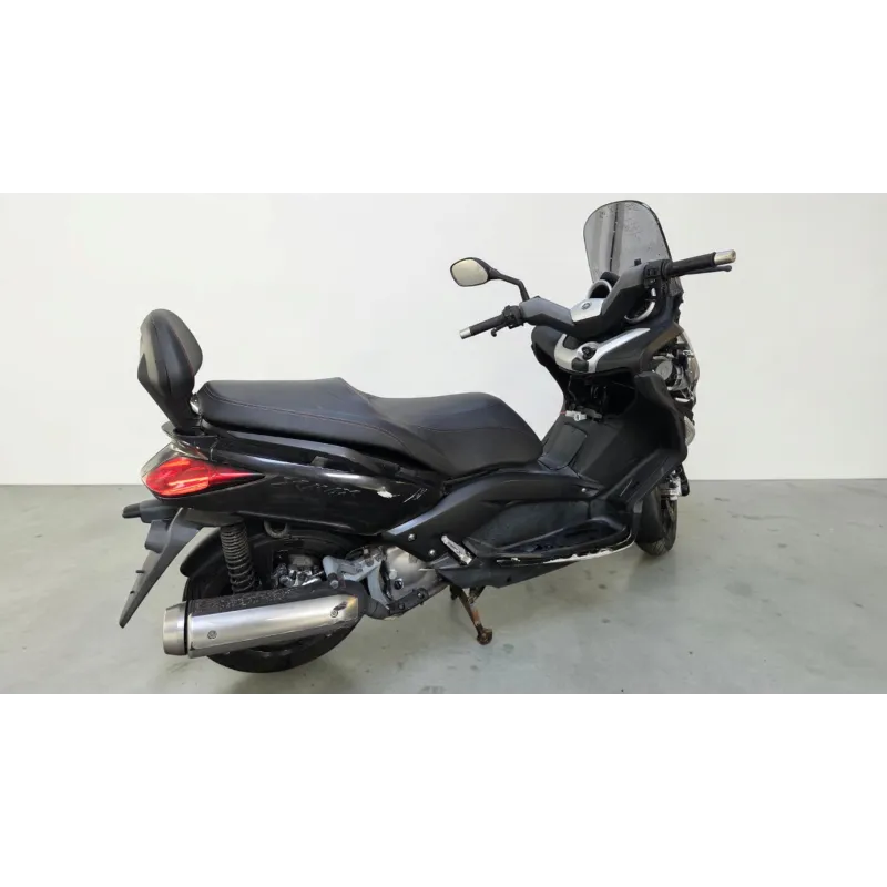 YAMAHA X MAX 125