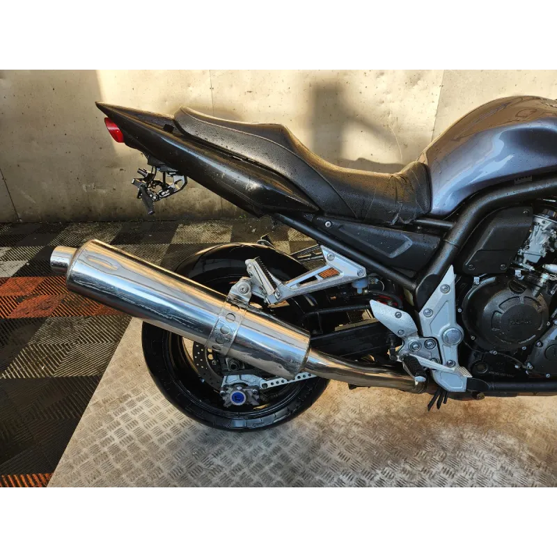 YAMAHA FZS 1000 FAZER