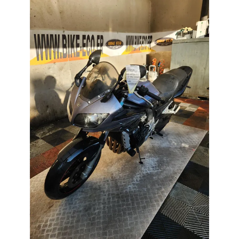 YAMAHA FZS 1000 FAZER