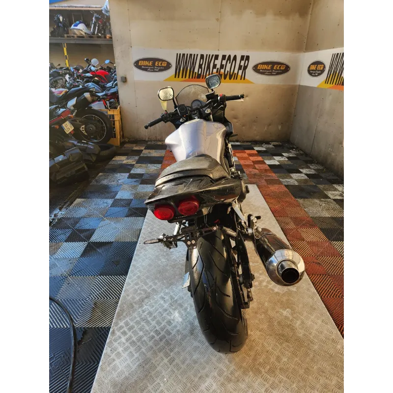 YAMAHA FZS 1000 FAZER