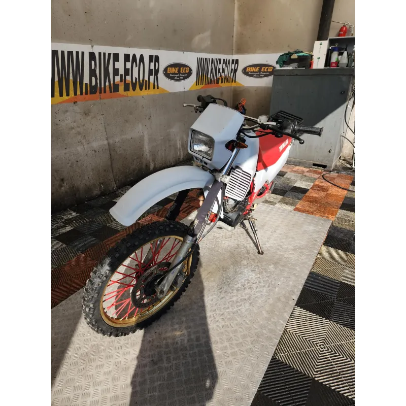 YAMAHA XT 600