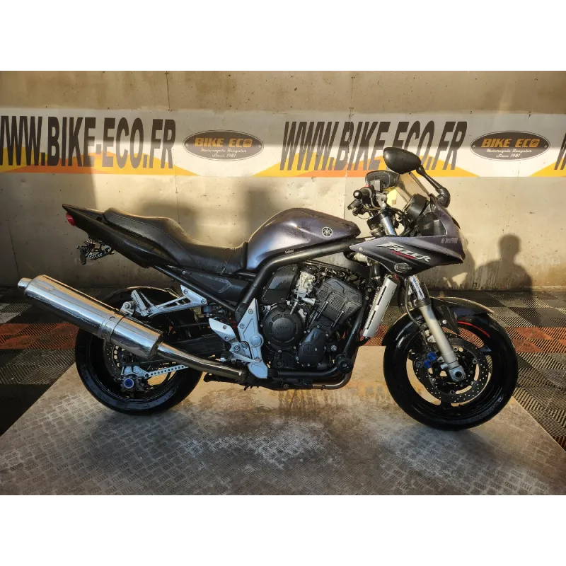 YAMAHA FZS 1000 FAZER
