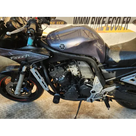YAMAHA FZS 1000 FAZER