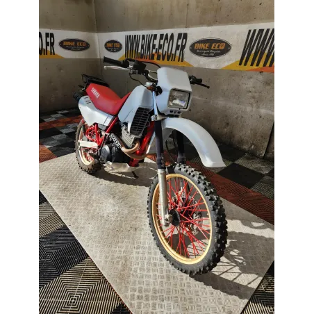 YAMAHA XT 600