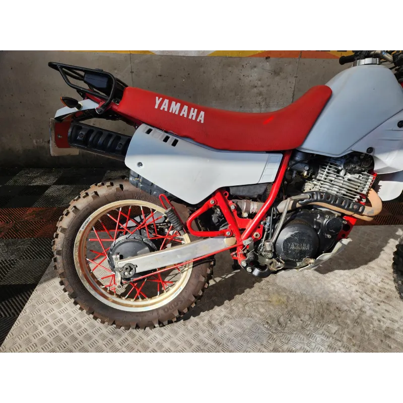YAMAHA XT 600