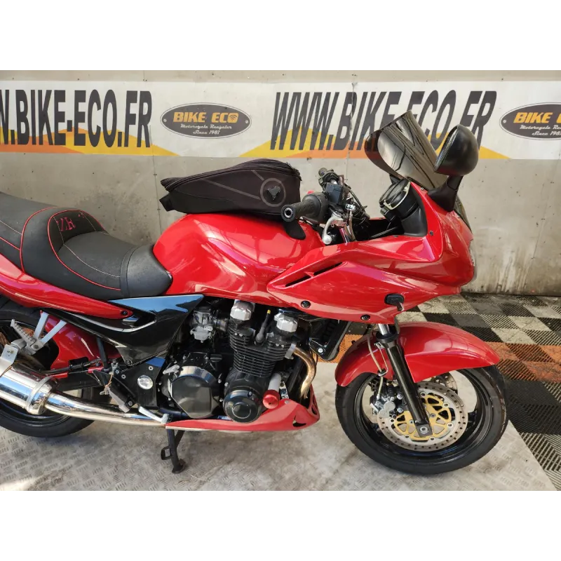 KAWASAKI ZR7S 750