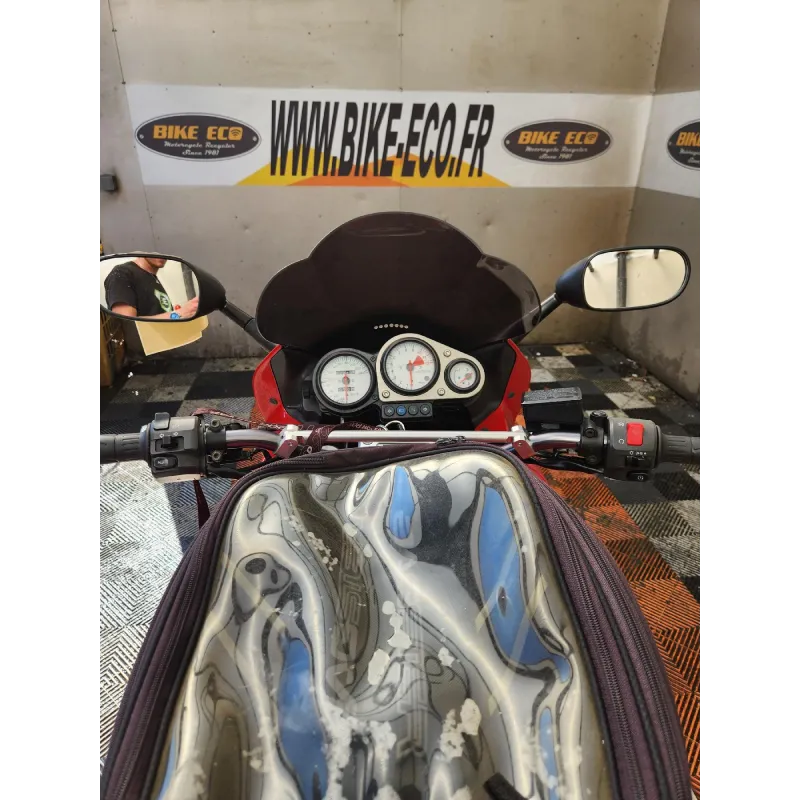 KAWASAKI ZR7S 750