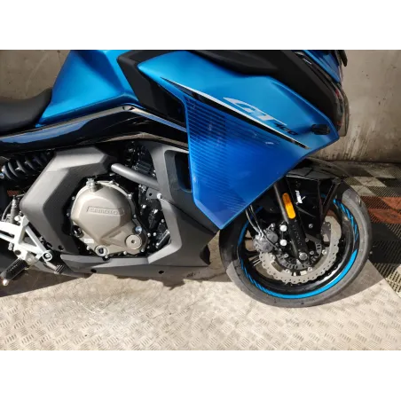 CFMOTO CF 400 GT
