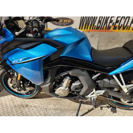 CFMOTO CF 400 GT