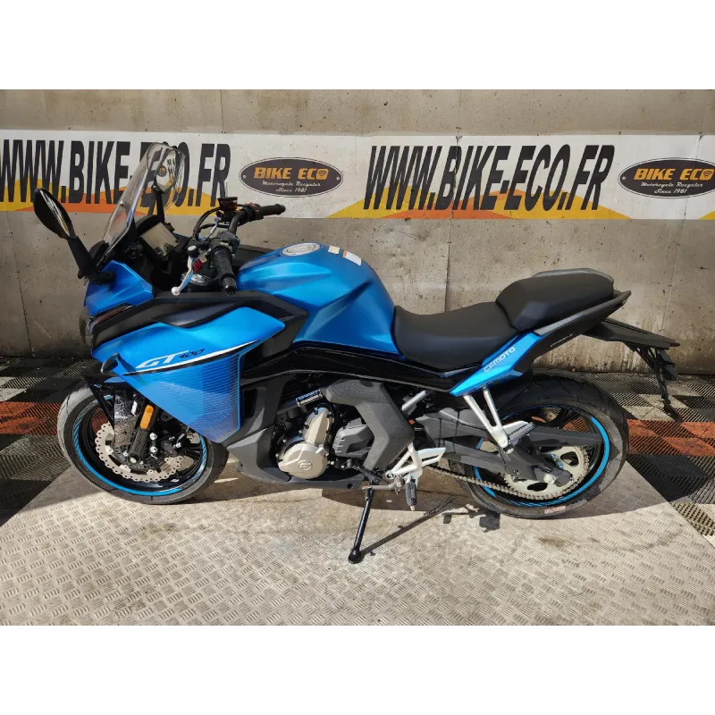 CFMOTO CF 400 GT