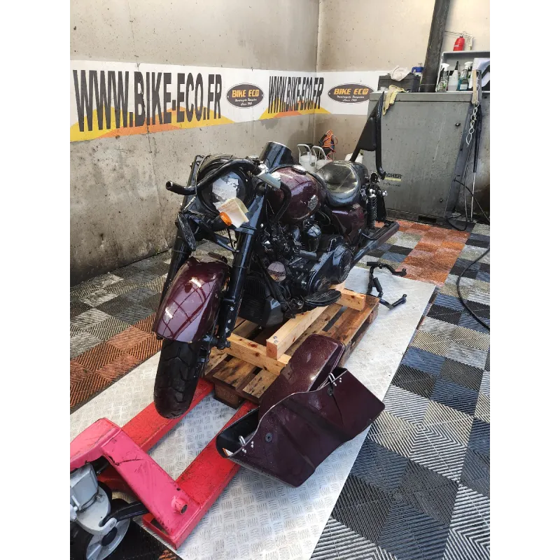 HARLEY DAVIDSON FLHRXS 1868 ROAD KING
