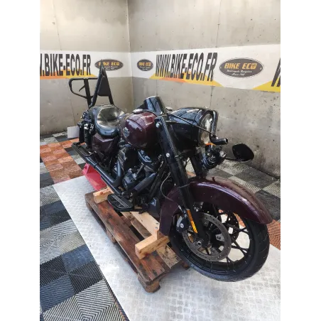 HARLEY DAVIDSON FLHRXS 1868 ROAD KING
