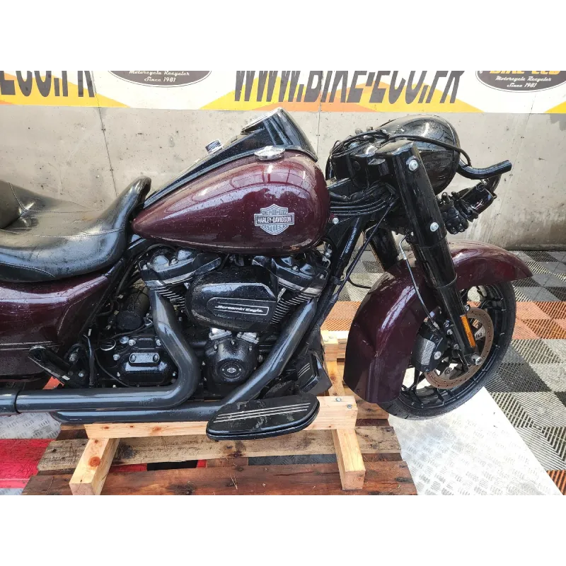 HARLEY DAVIDSON FLHRXS 1868 ROAD KING