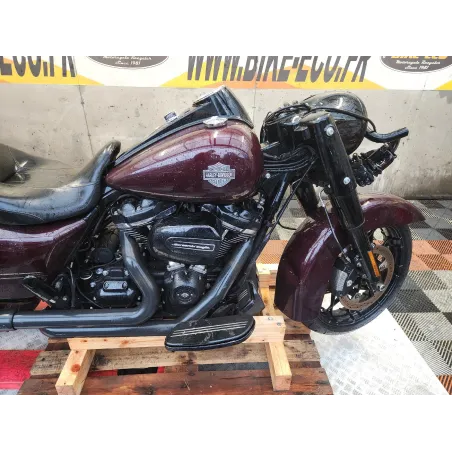 HARLEY DAVIDSON FLHRXS 1868 ROAD KING